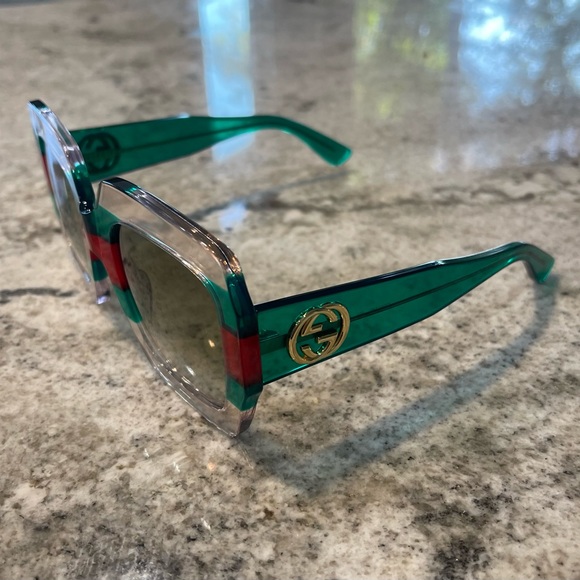 GUCCI GG0178S Oversized Sunglasses - Picture 4 of 9